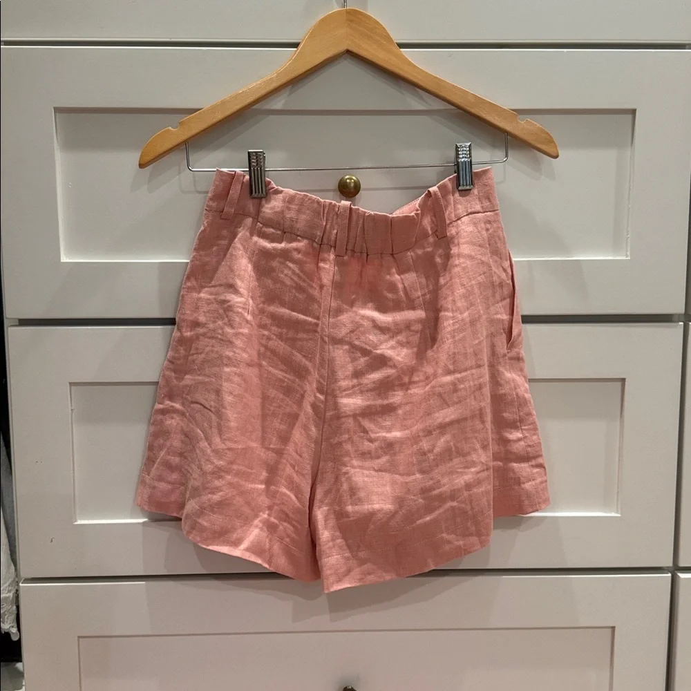 Matching Linen Set - Picture 5 of 5